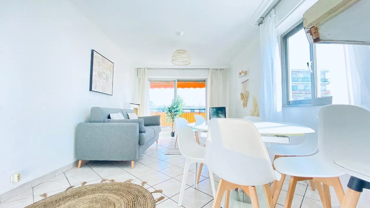 T3 VUE MER - Parc, Base loisirs, Bus Sophia Antipo Antibes Appartement
