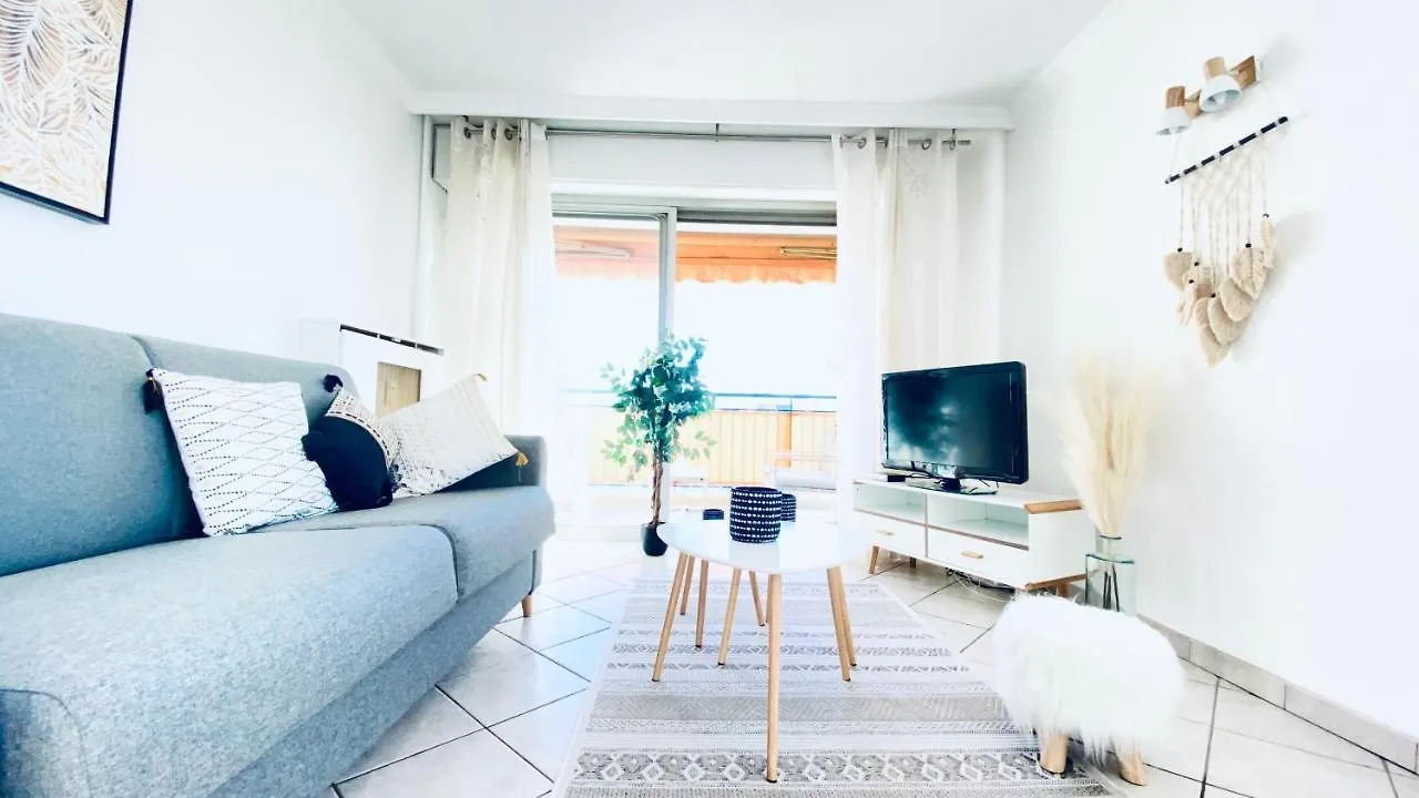 Apartment Delmas - T3 Vue Mer - Parc, Base Loisirs, Bus Sophia Antipo Antibes